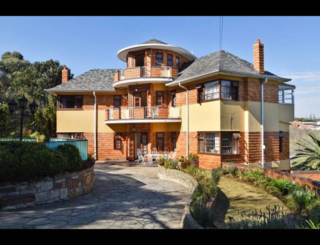 4 BEDROOM HOUSE FOR SALE IN PARKTOWN